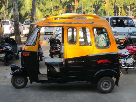 Motorrikscha (Tuktuk) Tuning in Palolem Beach.